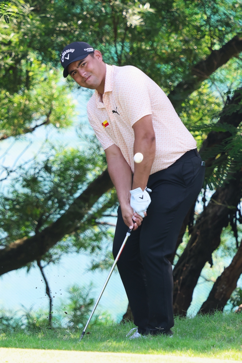 葛林以三回合低於標準桿6桿並列第二