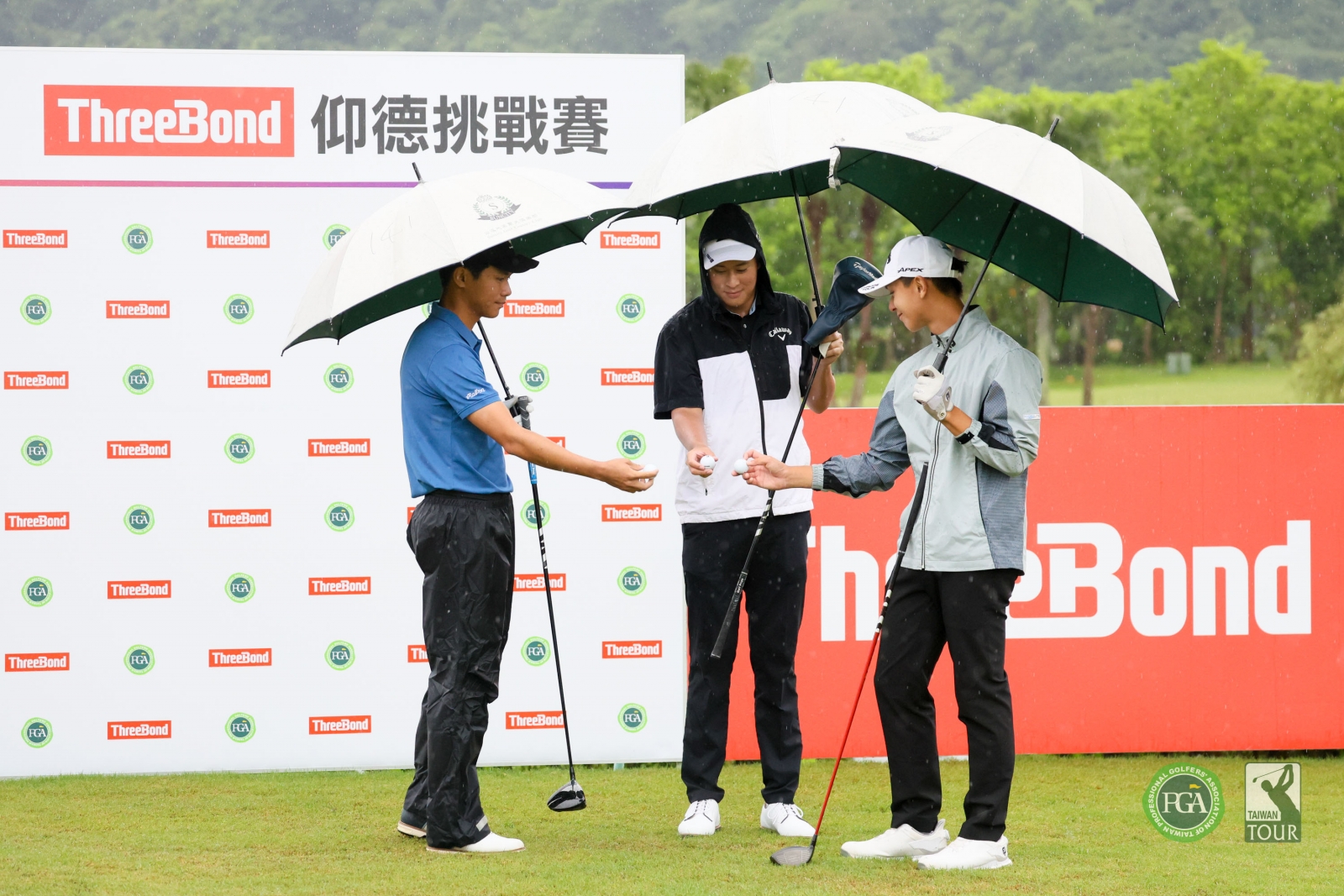 仰德挑戰賽第一回合雨勢不間斷，幸好沒造成影響，選手順利完賽(TPGA_林聖凱攝影)