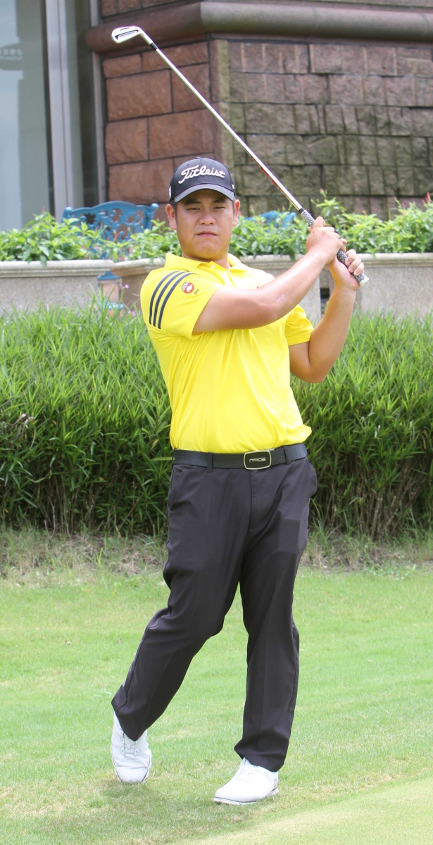 新加坡選手劉瑋峻，今天也打出6鳥、5柏忌及1雙柏忌的73桿好成績。