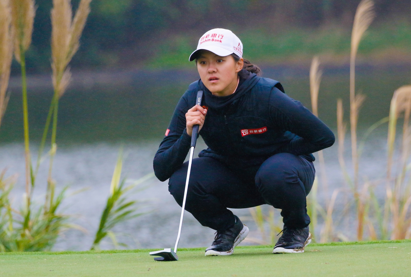 新秀陳之敏首場職業賽以67桿暫列第一。