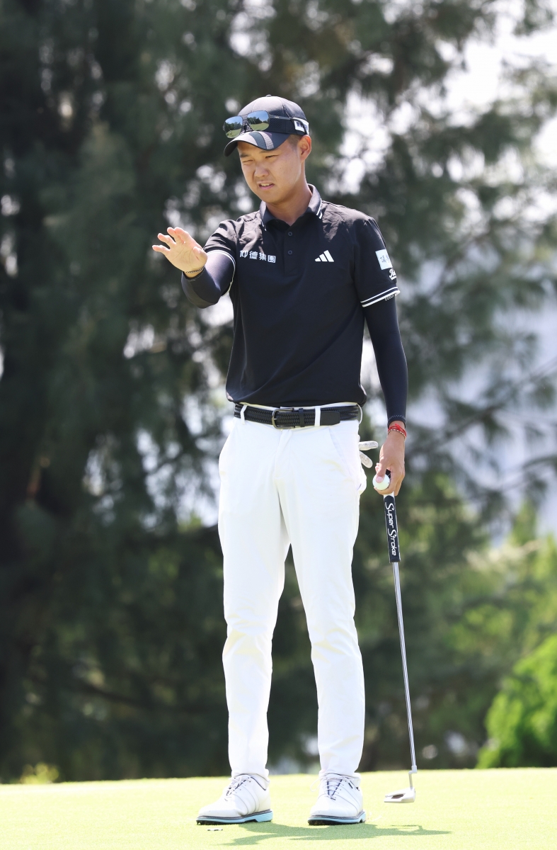 沈威成以三合低於標準桿6桿並列第二