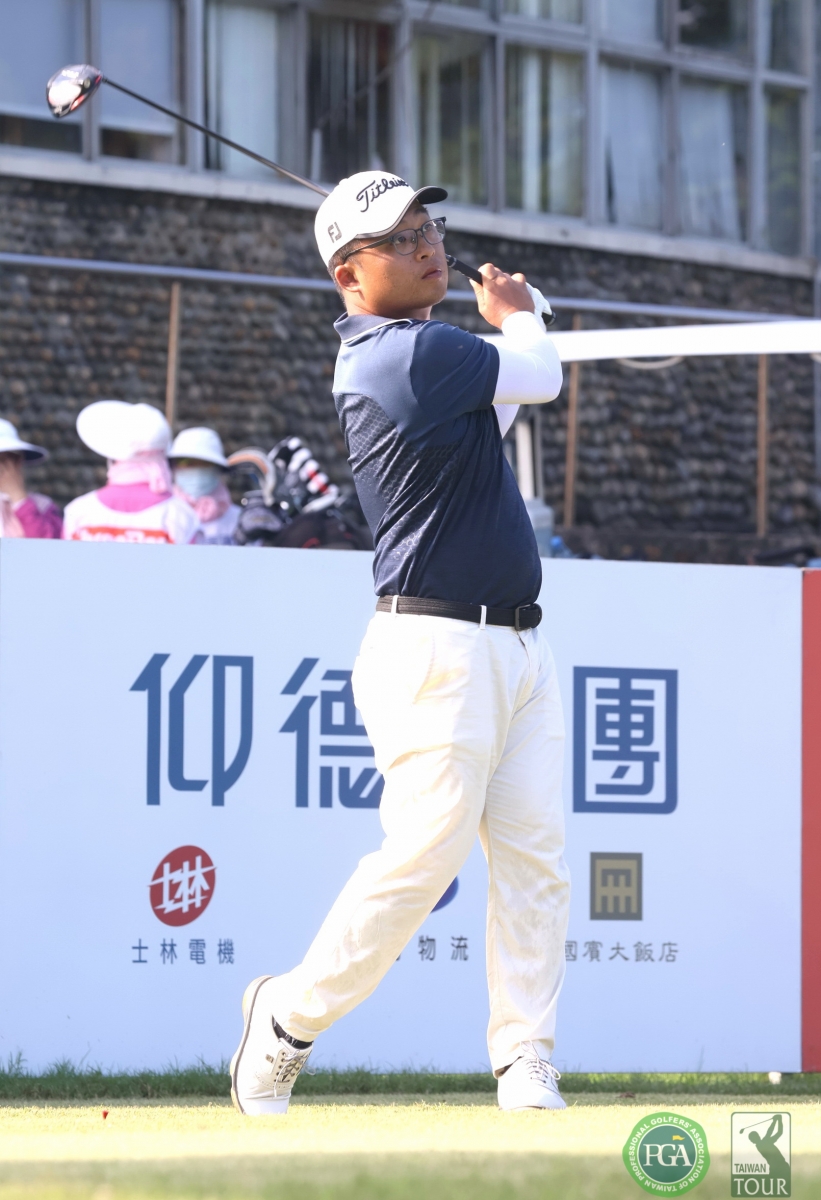 新豐選手劉嚴鴻67桿(-5)暫列第三(鍾豐榮攝影)