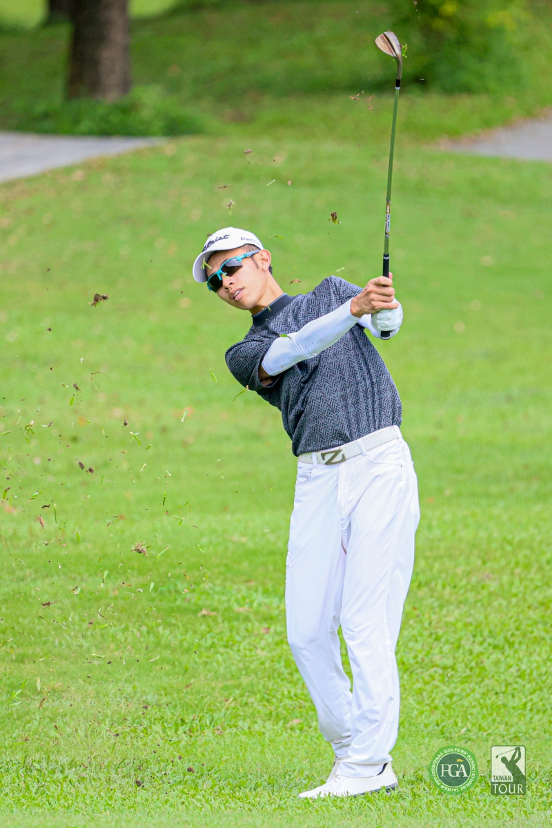 許育誠第一回合以67桿(-5)暫居第三(TPGA_林聖凱攝影)