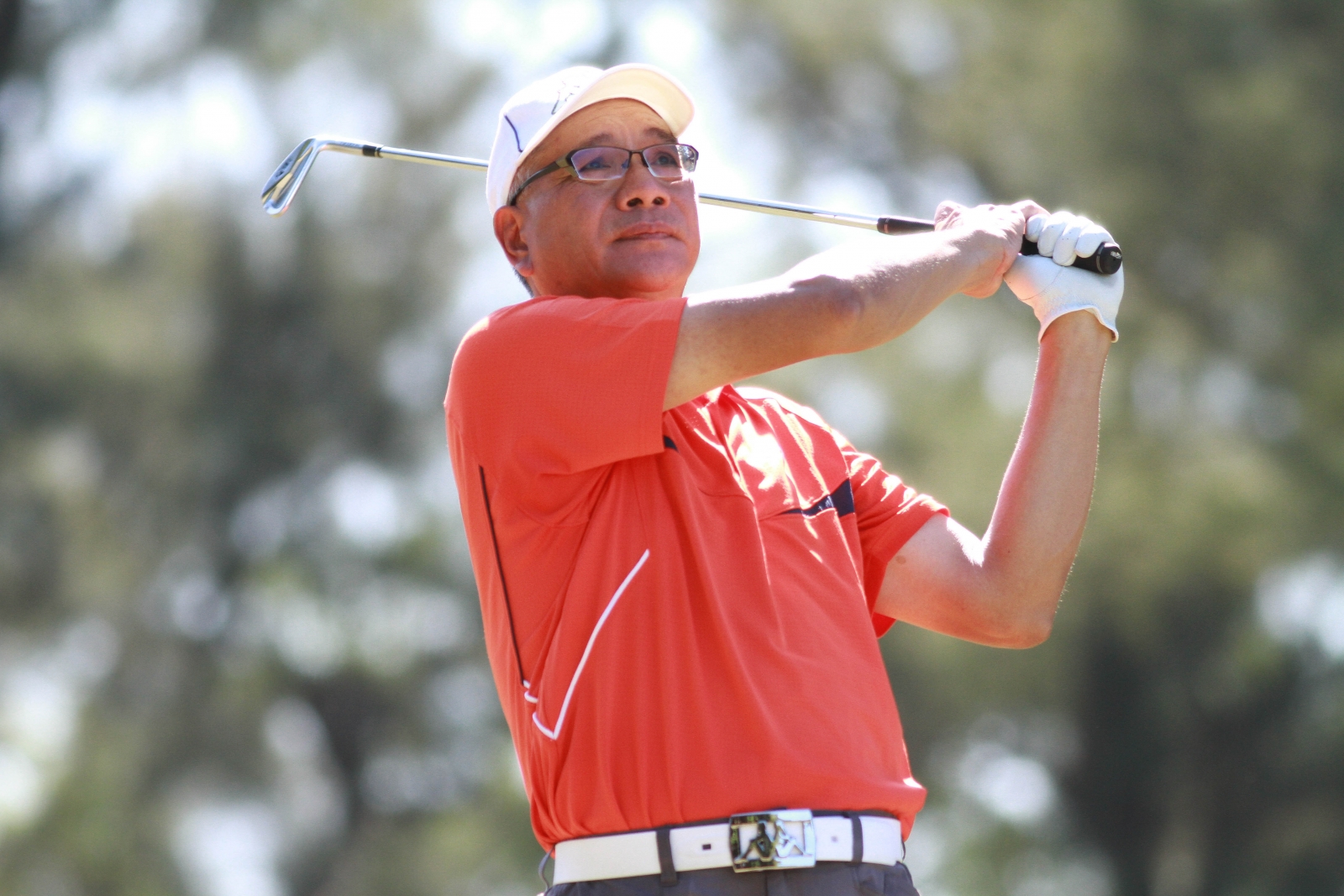 即將出任職業高爾夫協會理事長的謝錦昇目前並列第三。