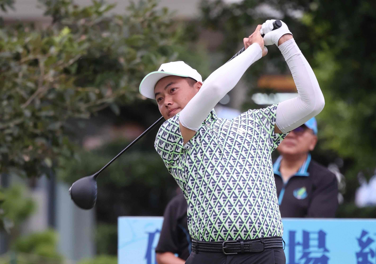 陳裔東兩回合總桿143桿，暫並列第六。（三商名人賽大會提供)