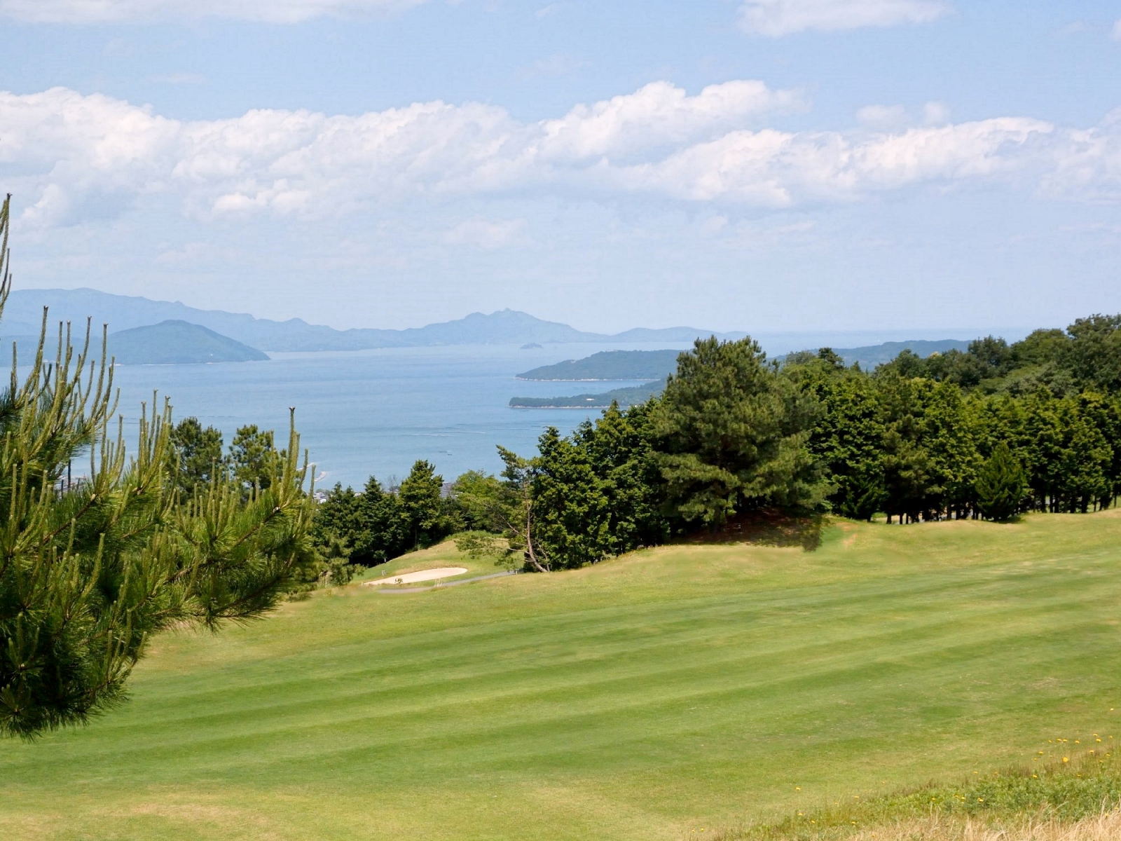 屋島鄉村俱樂部視野遼闊，是日本LPGA舉辦場地。