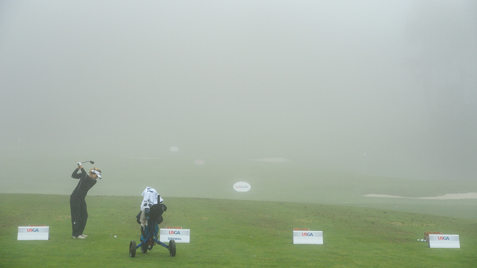 本週賽事場地Poppy Hills受濃霧所苦，賽程大亂跳。(Copyright USGA/JD Cuban)