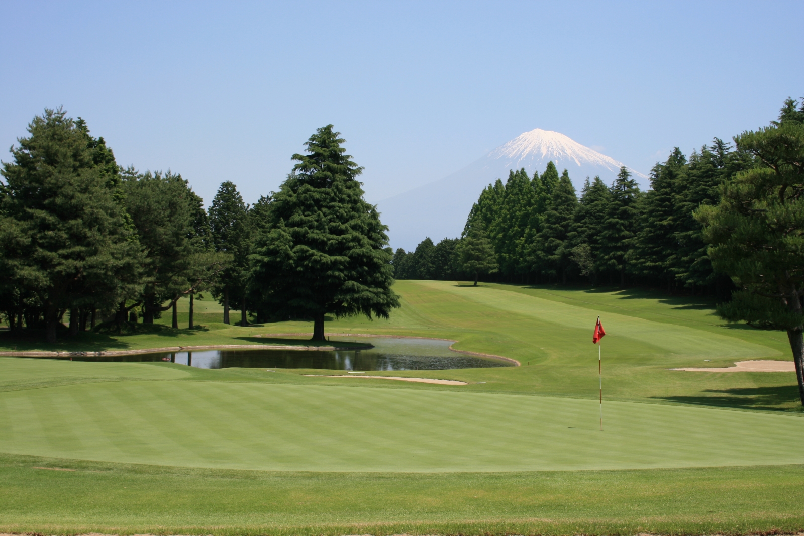 日本茨城縣擁有許多優質高爾夫球場，圖為久慈Spa & Golf Resort。