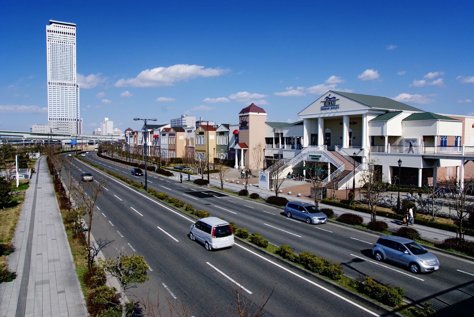 臨空Premium Outlet；日本的outlet商品價位往往令人驚喜。