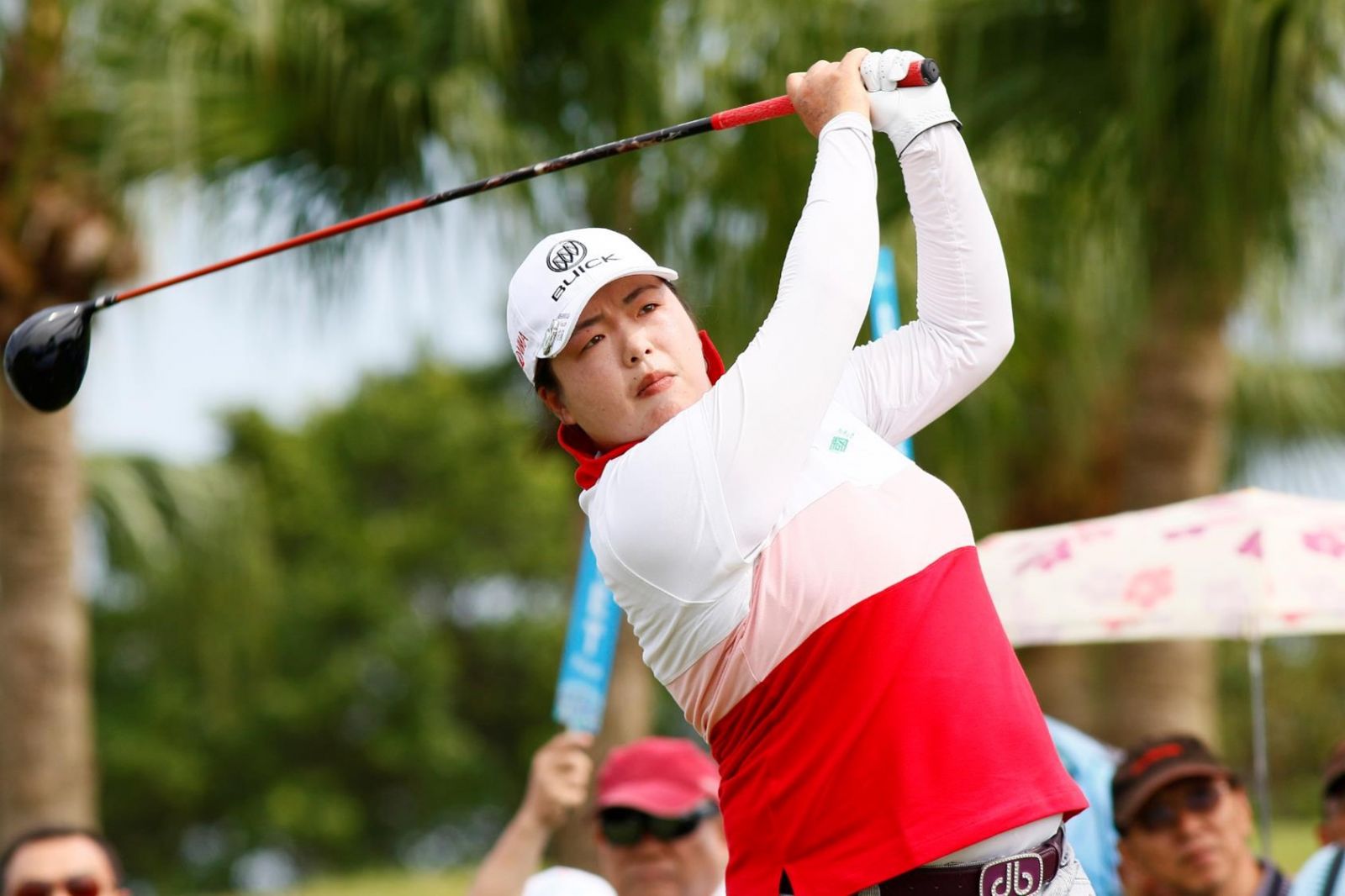 中國選手馮珊珊今日揮出低於標準桿5桿,以三天總桿數低於標準桿10桿暫居第二。