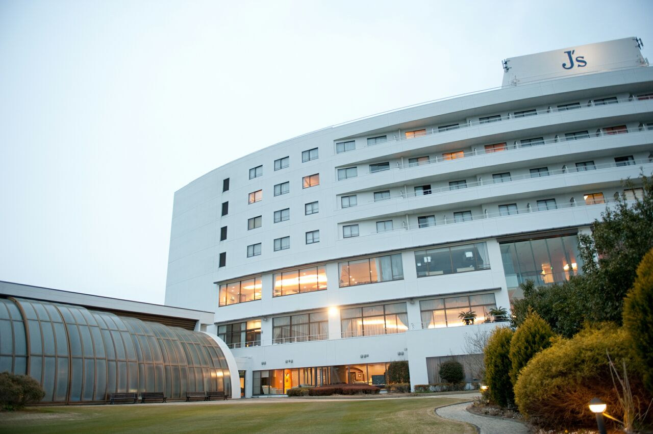 宮崎J's集團在當地擁有多座高爾夫球場及飯店。