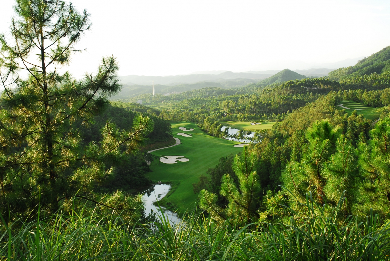 陽江濤景高爾夫球會於2014年獲選為「亞洲10大最具挑戰球場」。
