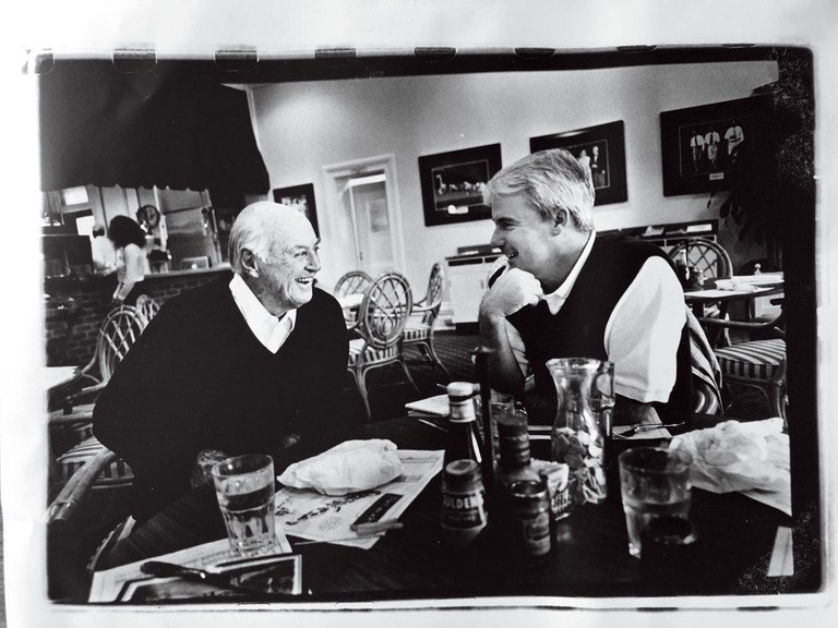 美好時光 本文作者2001年和山姆在The Homestead渡假村共進午餐。 