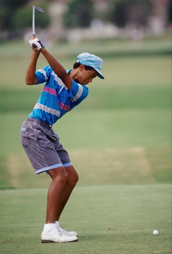 14歲的伍茲參加1990年PGA青少年錦標賽。