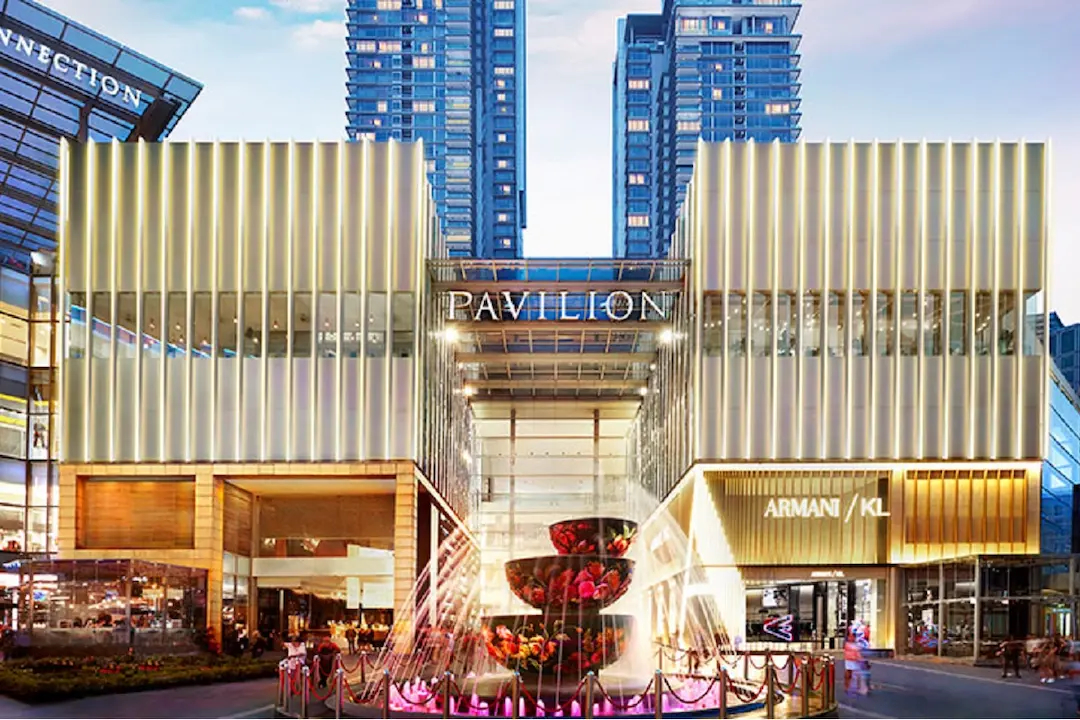 安排景點 – 吉隆坡市中心星光大道上的時髦購物中心柏威年廣場。(或稱巴比倫廣場)
