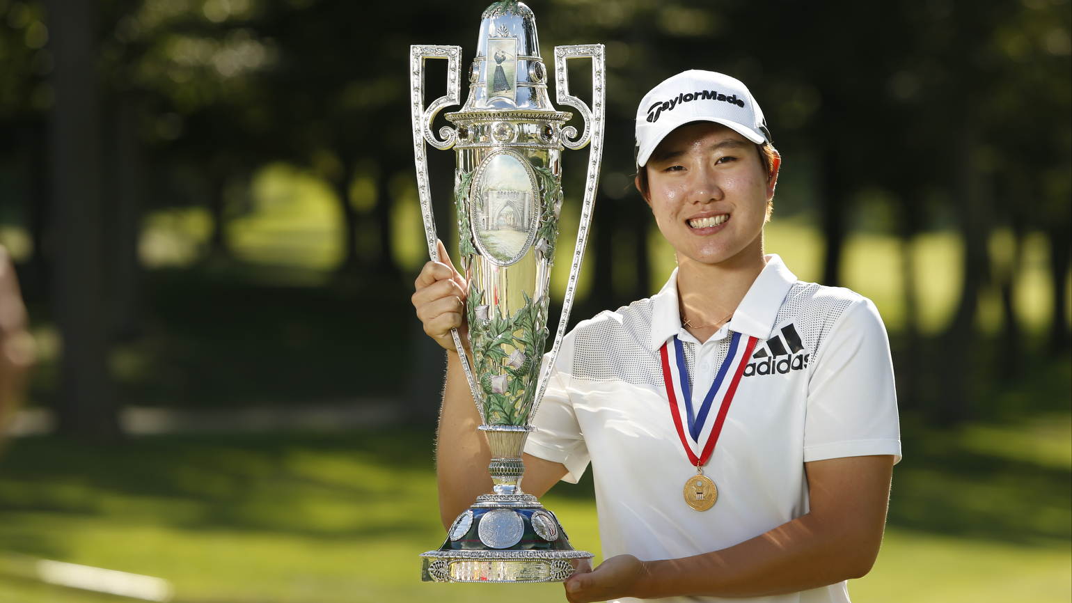 去年冠軍球員成恩貞(Eun Jeong Seong) 在同一年度拿下USGA的二項大賽勝利，包括本賽事，以及美國女子青少年錦標賽。