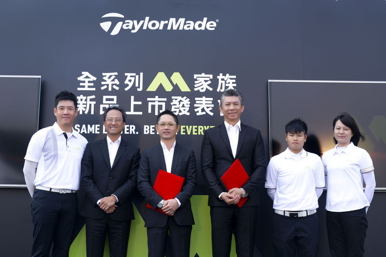 左三/TaylorMade大中華區總經理Ken Yeo，右三/再興高爾夫俱樂部總經理暨再興青少年高爾夫學院董事長 李翔麟