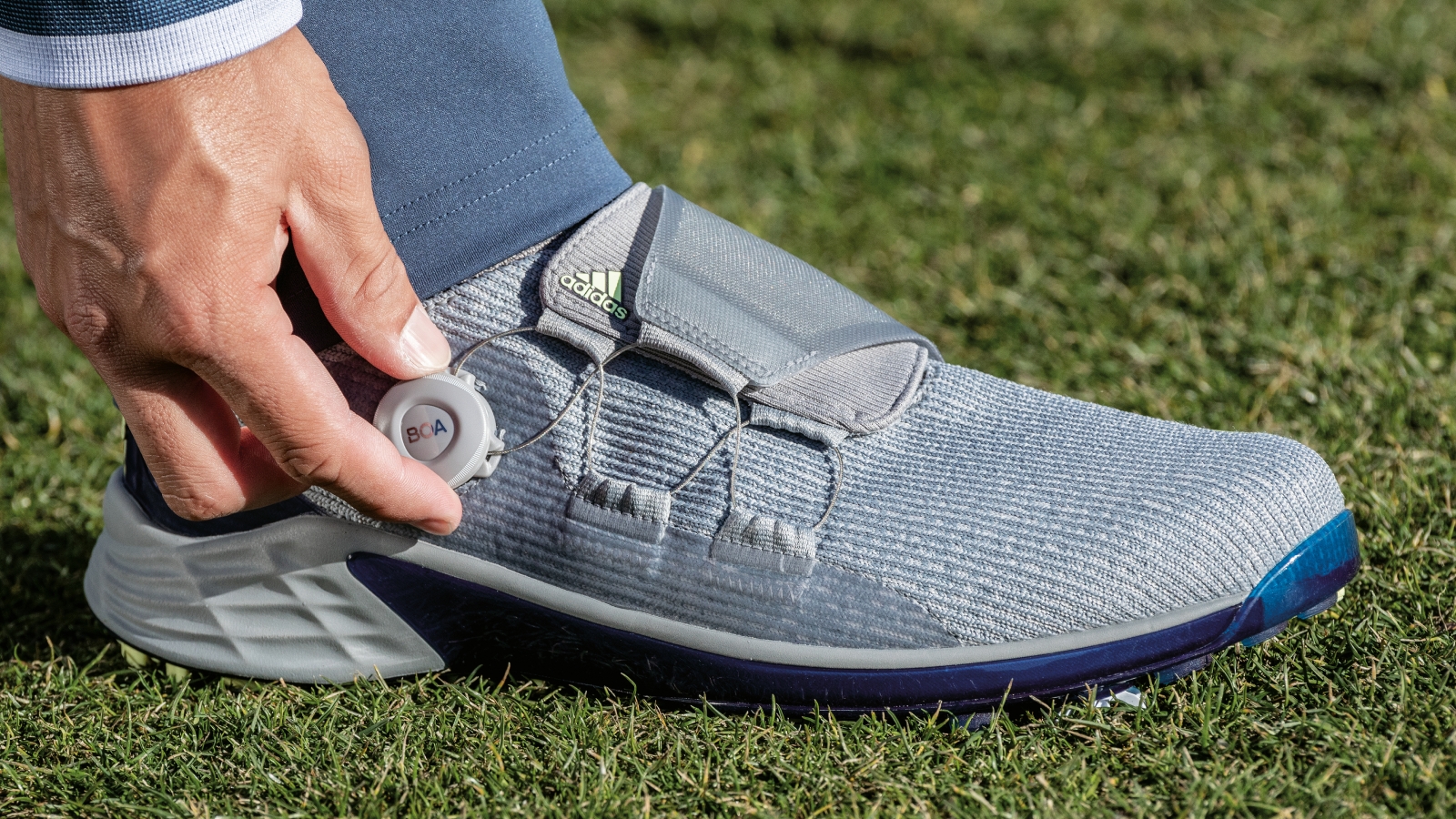 ZG21 Motion系列即日起上市，男女球友皆能享受專業度高又環保的全新有釘球鞋