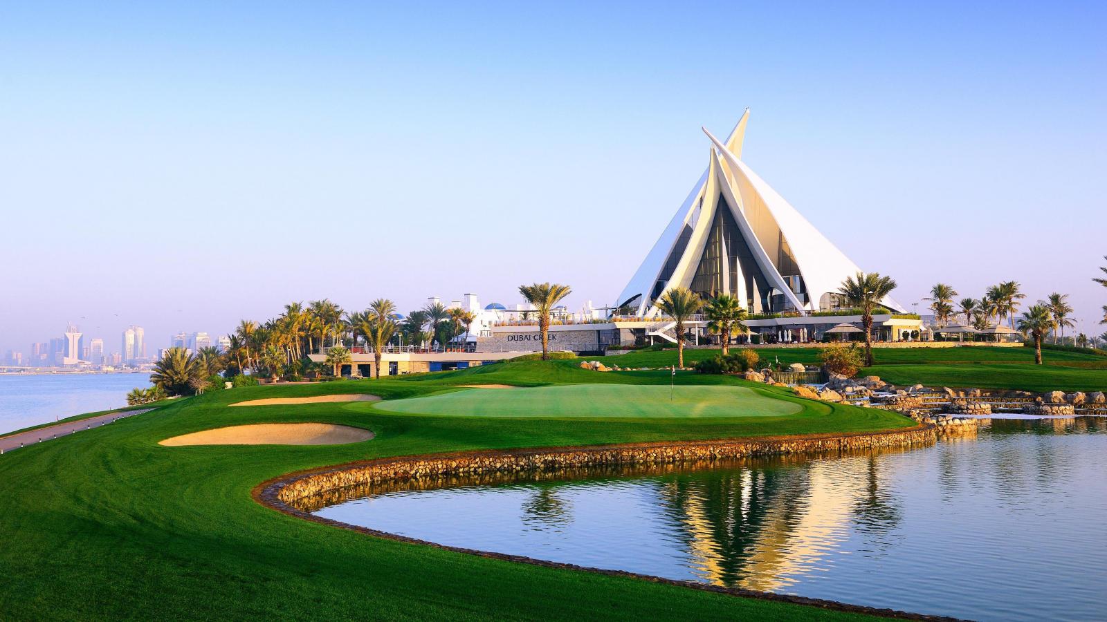 杜拜河高爾夫遊艇俱樂部位於杜拜中心區，曾於1999年及2000年舉辦過二屆的杜拜沙漠菁英賽，同屬中東地區首屈一指的高爾夫球場，如今已發展為一功能俱全的渡假以及住宅區，堪稱是富人的天堂。