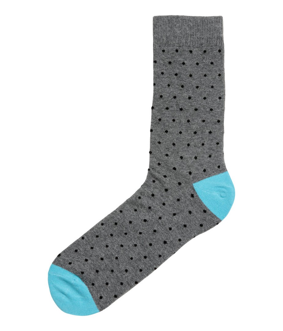 平價款: H&M's dotted socks